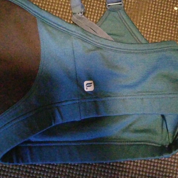 Fabletics bra - Picture 3 of 3